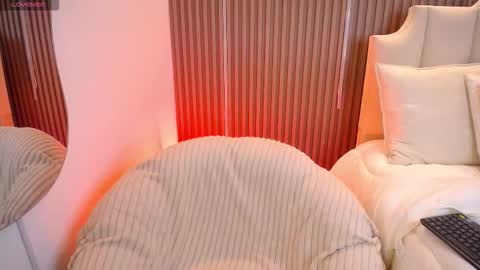 Katy Van online show from 03-25-26, 08:37