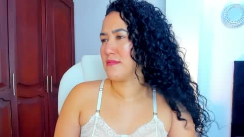 Snapshot of katyajhonss chatting on 01-17-25, 11:18 KATYAJHONSS online show from 01-17-25, 11:18