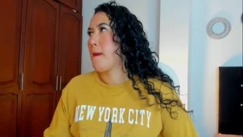 Snapshot of katyajhonss chatting on 10-04-25, 07:23 KATYAJHONSS online show from 10-04-25, 07:23