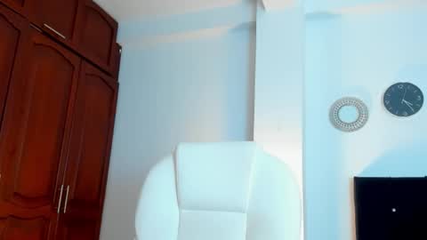 Snapshot of katyajhonss chatting on 02-25-26, 09:24 KATYAJHONSS online show from 02-25-26, 09:24