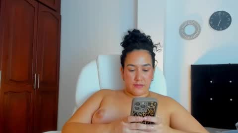 Snapshot of katyajhonss chatting on 02-28-26, 12:00 KATYAJHONSS online show from 02-28-26, 12:00