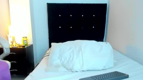 KATYAJHONSS online show from 04-17-26, 12:57