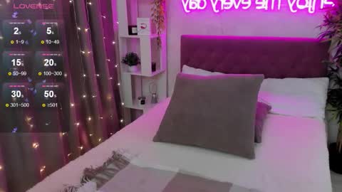 Kate online show from 11-12-25, 05:08