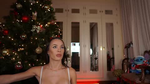 Snapshot of katyerave chatting on 01-03-25, 05:10 Katyerave online show from 01-03-25, 05:10