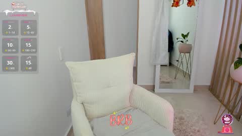 Snapshot of katysmiith26 chatting on 12-17-25, 06:14 Katherine online show from 12-17-25, 06:14