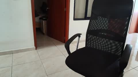 Snapshot of kaurilop chatting on 01-06-25, 04:44 Kauri Lop online show from 01-06-25, 04:44