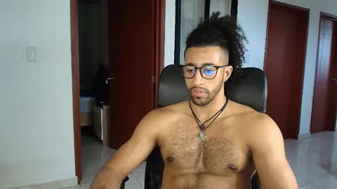 Snapshot of kaurilop chatting on 02-28-25, 09:33 Kauri Lop online show from 02-28-25, 09:33