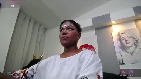 Snapshot of kavya_suri_ chatting on 02-05-26, 07:18 Kavya online show from 02-05-26, 07:18