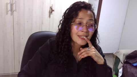  Khawit  online show from 01-01-25, 03:13