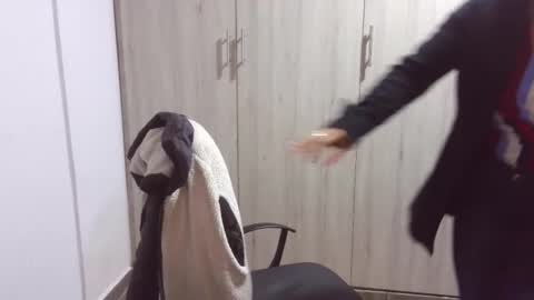  Khawit  online show from 02-26-25, 05:17