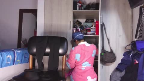  Khawit  online show from 09-09-25, 07:41