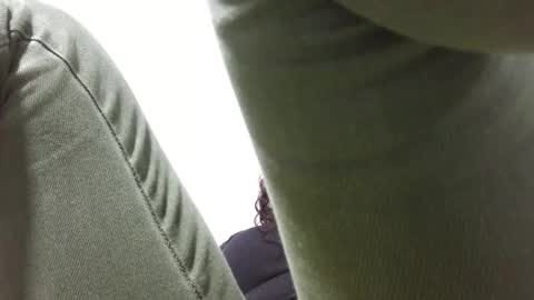  Khawit  online show from 10-28-25, 02:04