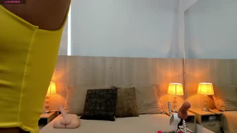 Snapshot of kaya_taraji chatting on 07-15-26, 11:37 online show from 07-15-26, 11:37
