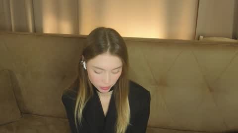 Snapshot of kayceemeckley chatting on 11-19-25, 08:36 Anna online show from 11-19-25, 08:36