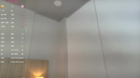 Snapshot of kayla_roux chatting on 05-12-26, 11:40 Kayla online show from 05-12-26, 11:40