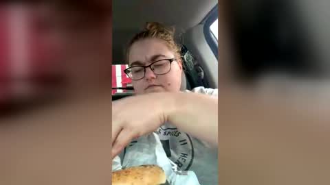 kaylabarr99 online show from 06-27-26, 12:55