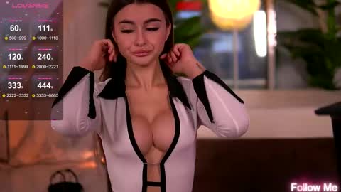 kaylabray online show from 11-12-25, 04:46