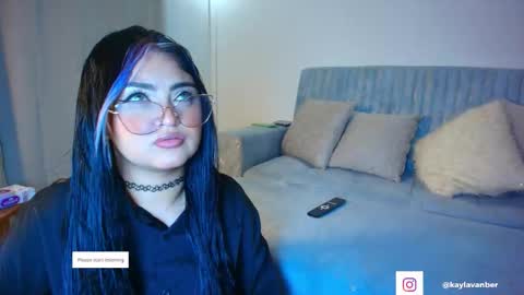 KAYLA  Damian online show from 01-16-26, 07:12