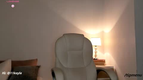 Snapshot of kayle__11 chatting on 10-08-25, 01:25 INSTAGRAM AND TW 11kayle online show from 10-08-25, 01:25