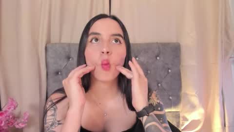 kaylee_lee online show from 12-22-25, 05:04