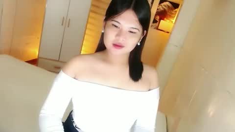 Y O U R        F U T U R E       K A Y L E E  online show from 12-20-25, 01:12