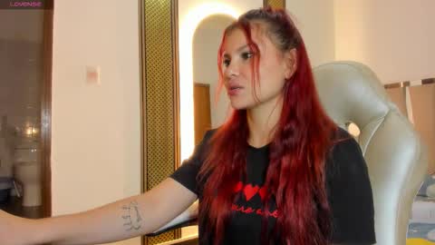 Snapshot of kaylemorris chatting on 03-03-26, 03:34 Kayle online show from 03-03-26, 03:34