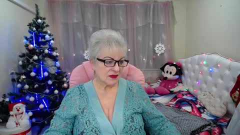 kaylesmoll online show from 01-11-25, 10:51