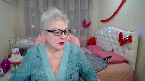 kaylesmoll online show from 02-25-25, 11:33