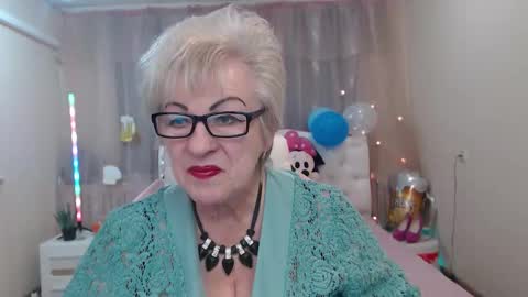 kaylesmoll online show from 09-20-25, 06:42