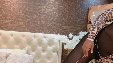  KAYLIE  online show from 10-20-25, 11:27