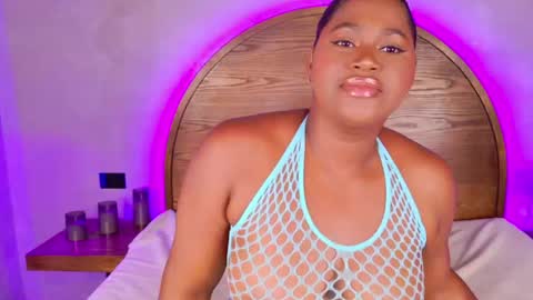 Snapshot of kaylie_mitchel chatting on 04-21-26, 10:23 KAYLIE online show from 04-21-26, 10:23