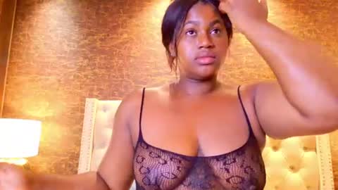 Snapshot of kaylie_mitchel chatting on 07-14-26, 11:21 KAYLIE online show from 07-14-26, 11:21