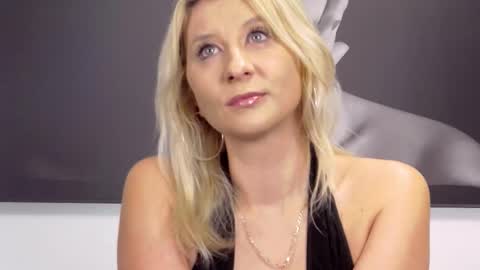 Snapshot of kaylinjann chatting on 01-10-26, 05:53 kaylinjann online show from 01-10-26, 05:53