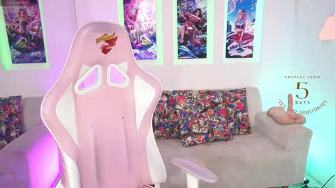 Snapshot of kayraowen chatting on 02-14-25, 11:31 Kayra online show from 02-14-25, 11:31