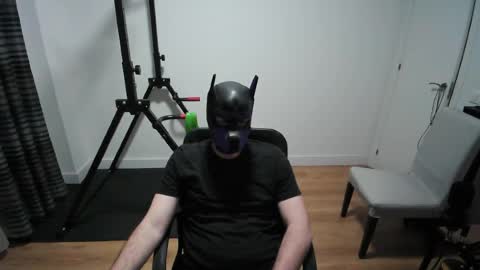 Snapshot of kaywolf89 chatting on 03-24-26, 06:46 Neon online show from 03-24-26, 06:46