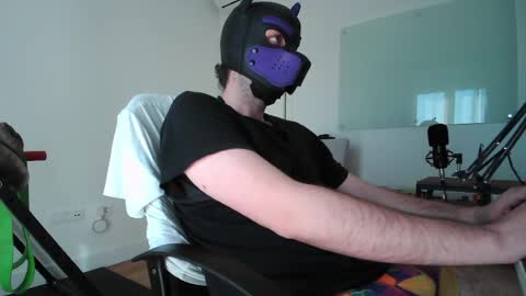 Snapshot of kaywolf89 chatting on 03-29-26, 03:56 Neon online show from 03-29-26, 03:56