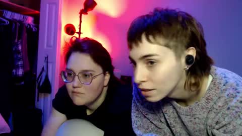 KayyNo online show from 12-21-25, 05:20