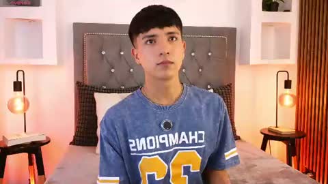Snapshot of keen_nico chatting on 06-19-26, 12:42 nico online show from 06-19-26, 12:42