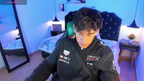 Keevin online show from 03-10-25, 03:20