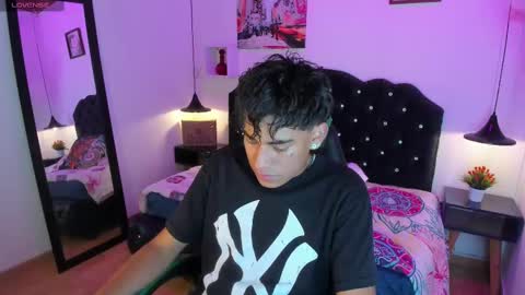 Keevin online show from 03-12-25, 03:18