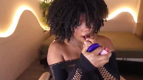 Snapshot of kehlannis_ chatting on 10-16-25, 08:32 Kehlannis online show from 10-16-25, 08:32