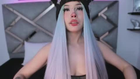 Keidy Monday to Saturday from 200 pm to 810pm  UTC-5 Colombia Time online show from 02-19-25, 11:36