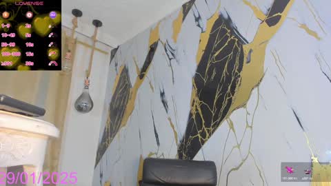 Keila  online show from 01-30-25, 12:18