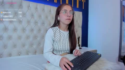 Snapshot of keilymorgan_ chatting on 02-11-25, 12:37 Keily Morgan online show from 02-11-25, 12:37