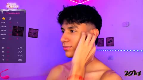 Snapshot of keiner_smith chatting on 12-06-24, 04:25 Alejandro Gonzalez online show from 12-06-24, 04:25