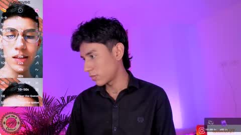 Snapshot of keiner_smith chatting on 09-20-25, 02:34 Alejandro Gonzalez online show from 09-20-25, 02:34