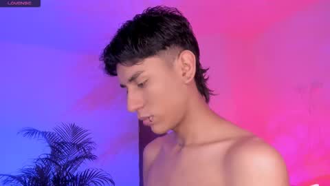 Snapshot of keiner_smith chatting on 10-16-25, 07:53 Alejandro Gonzalez online show from 10-16-25, 07:53