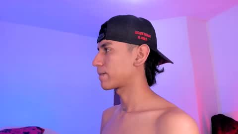 Snapshot of keiner_smith chatting on 11-20-25, 04:56 Alejandro Gonzalez online show from 11-20-25, 04:56