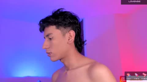 Snapshot of keiner_smith chatting on 11-21-25, 02:10 Alejandro Gonzalez online show from 11-21-25, 02:10