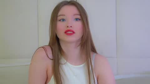 Keira online show from 05-11-26, 06:16